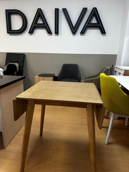 Компактный складной новый стол- распродажа старых коллекций