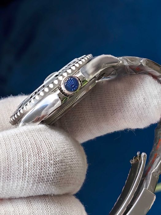 Rolex Yacht Master с 2 секунди отклонение
