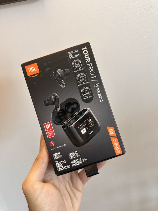casti JBL TOUR PRO 2