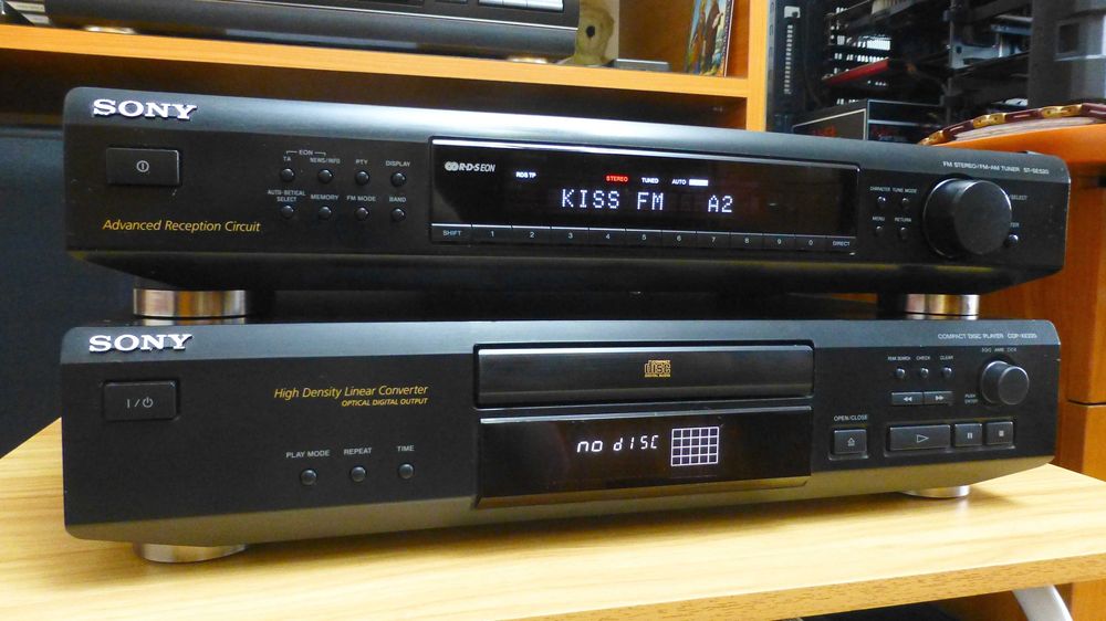 CD player si tuner Sony