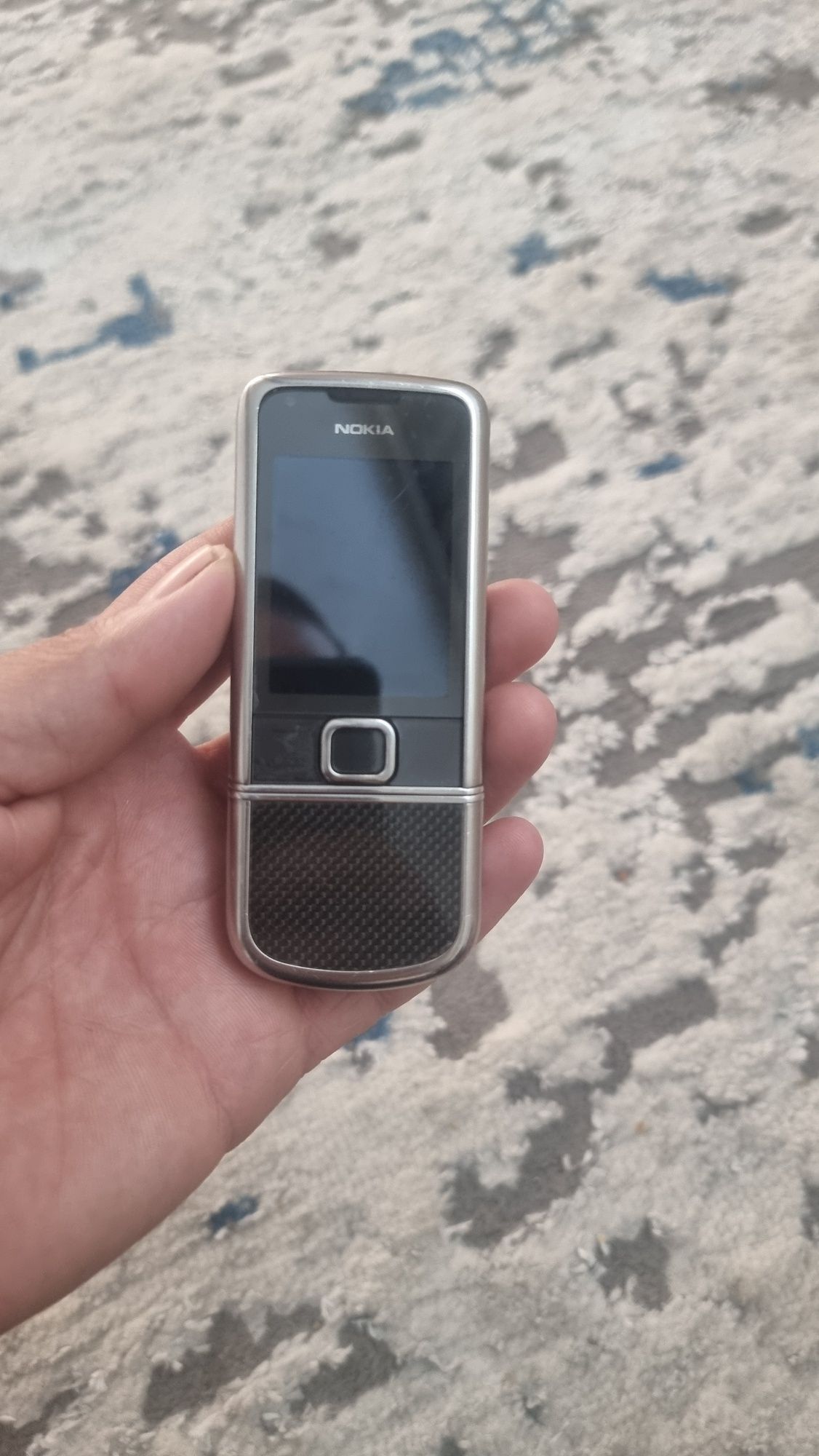 Nokia 88 00carbon arte.