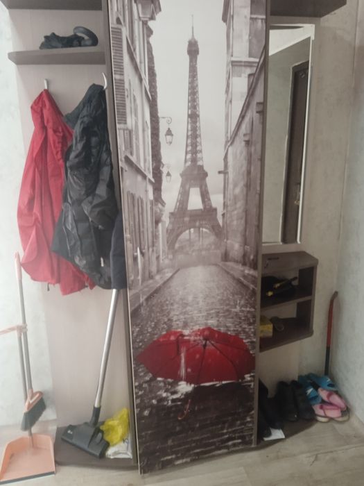 Прихожка б/у в хорошем состоянии