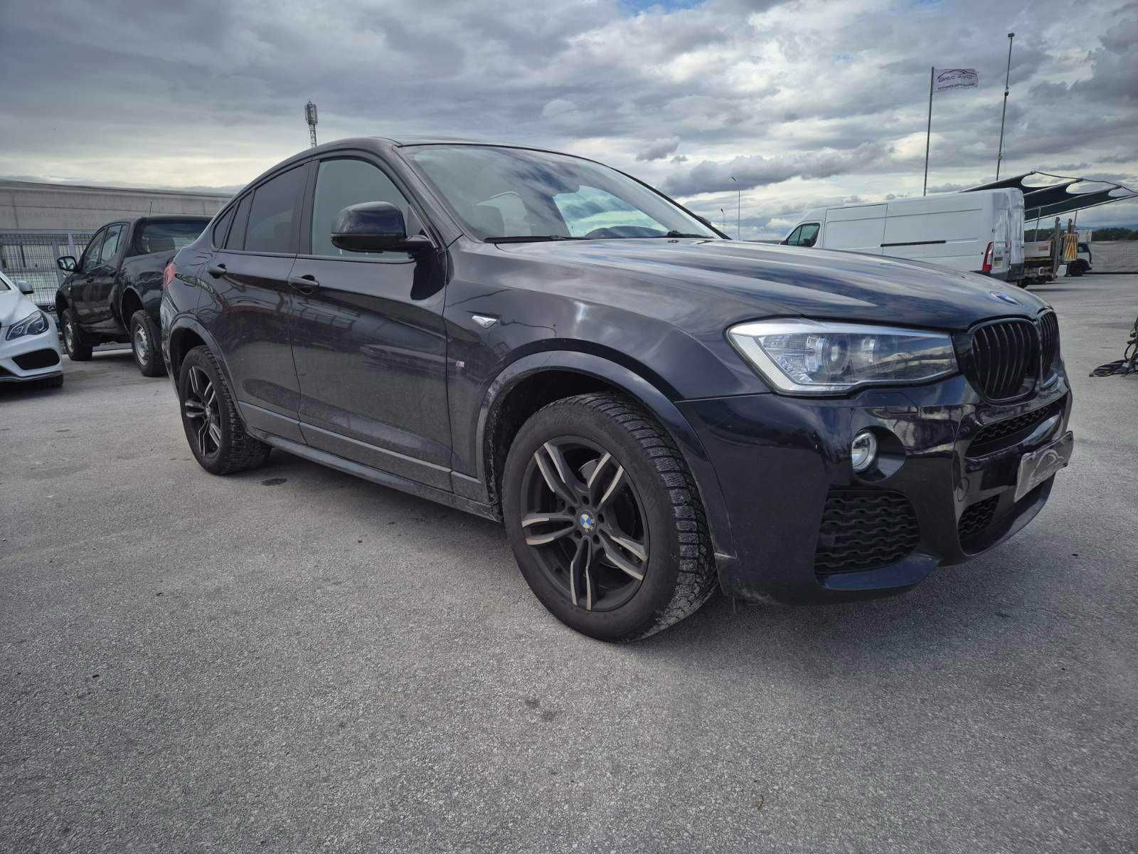 BMW-X4-35i xDrive-на части