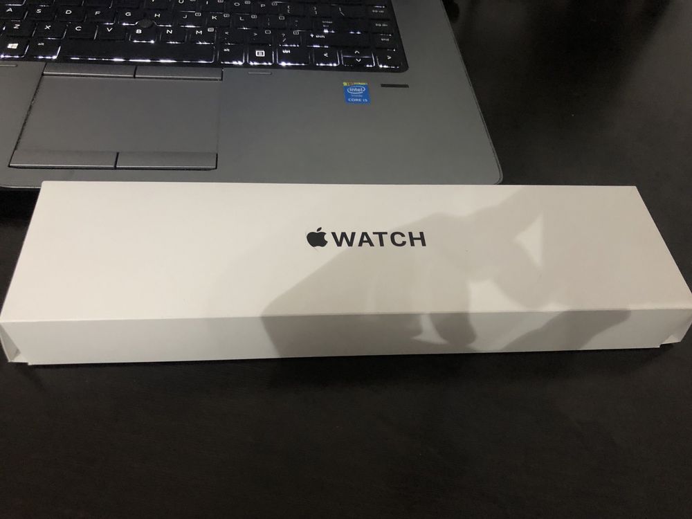 Vand cutie Apple Watch SE - 44 mm