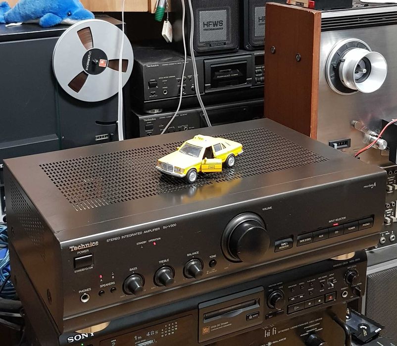 Amplificator Audio Stereo Vintage TECHNICS SU V300  (Made in Japan)