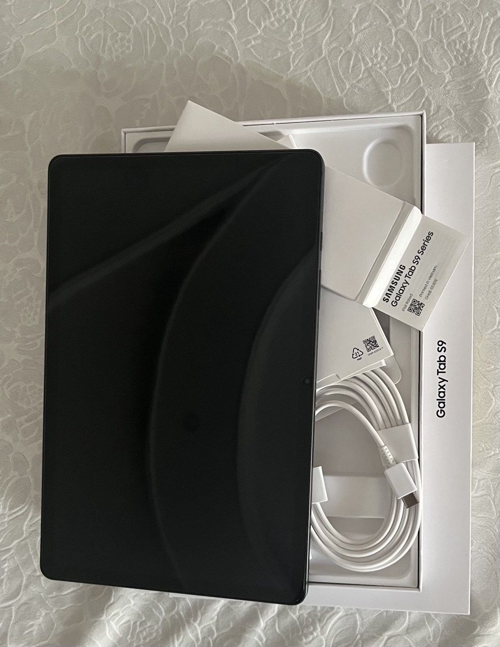 Galaxy Tab S9  256 ГБ хотира 12 ГБ оперативка
