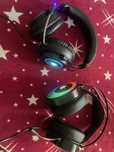 Casti gaming abia folosite