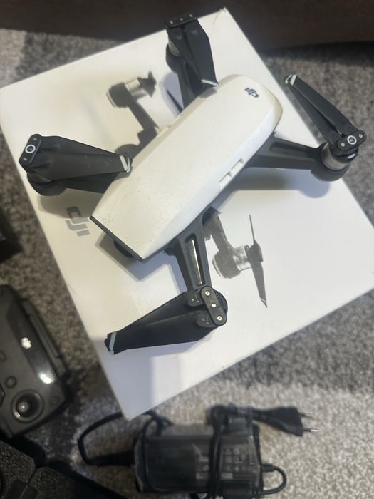 Dji spark fly more combo FULL BOX!!