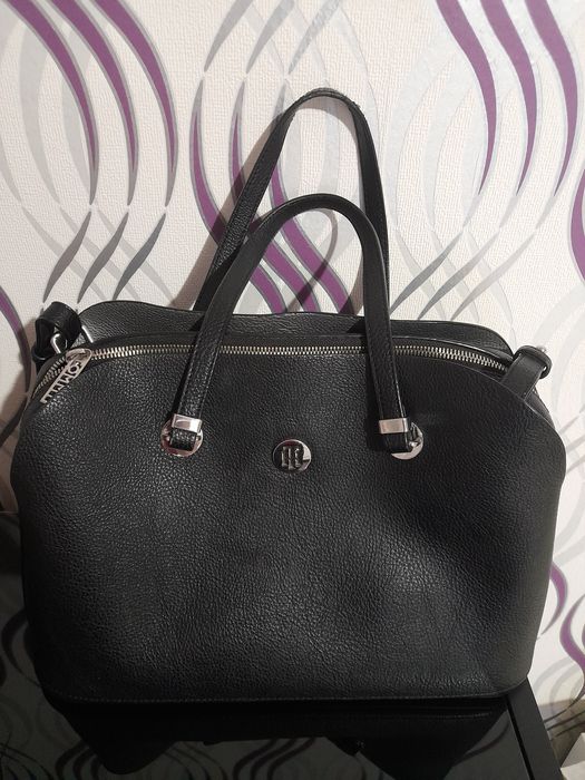 Geanta Tommy Hilfinger piele