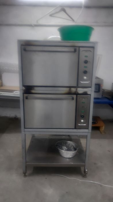 Продам духовой шкаф