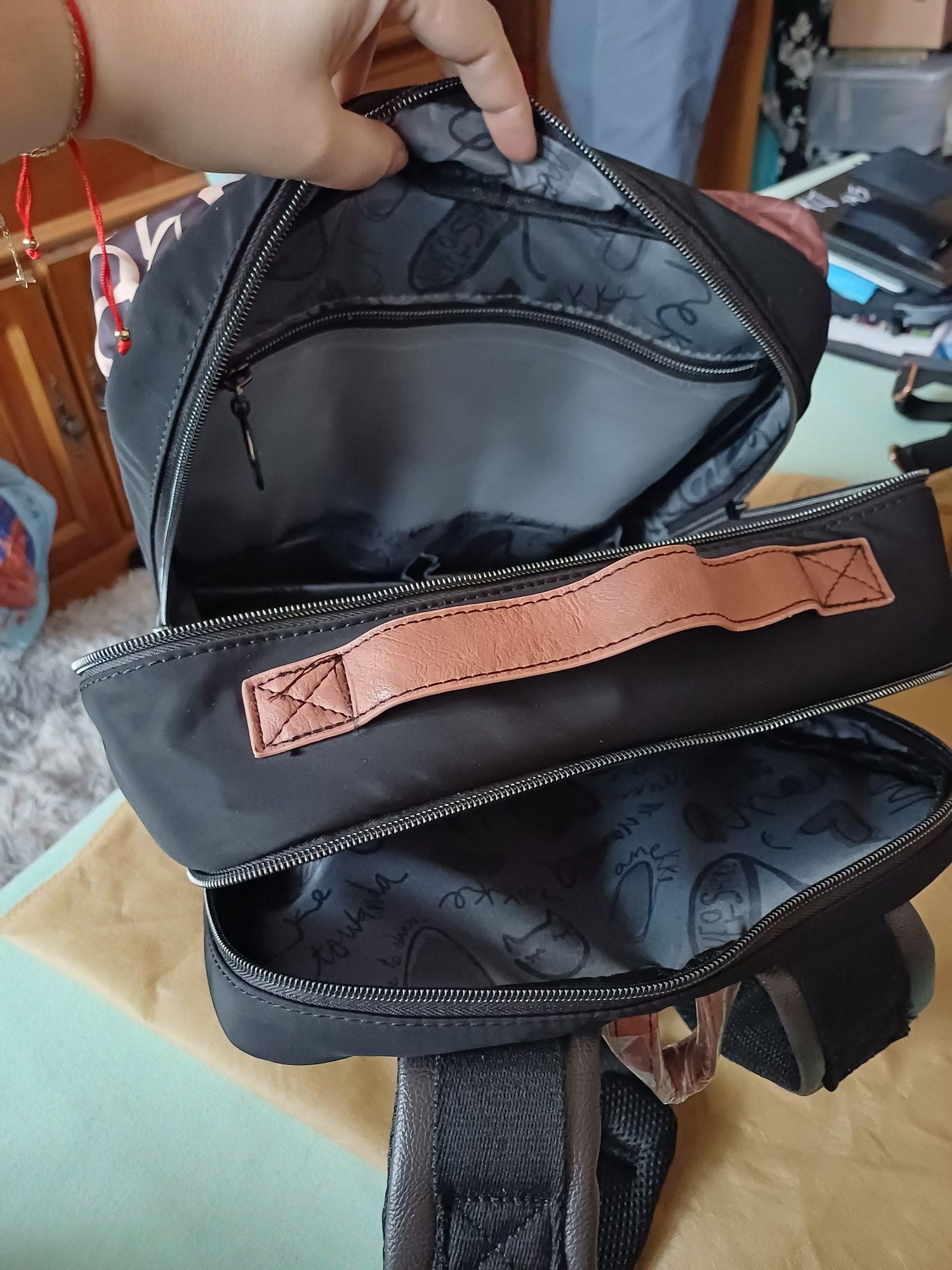 Rucsac anekke pentru laptop si avion