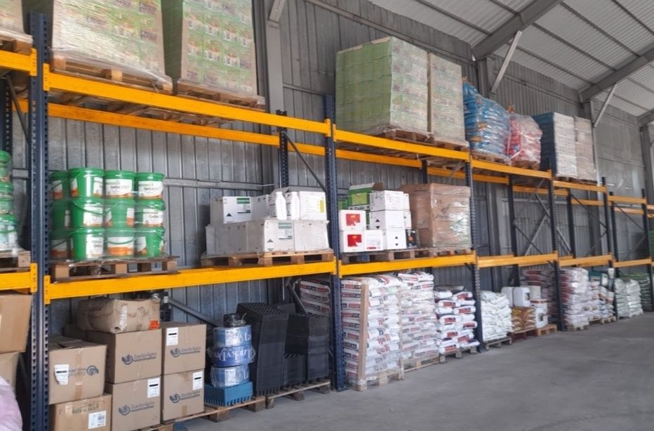 Rafturi metalice depozitare marfa 578