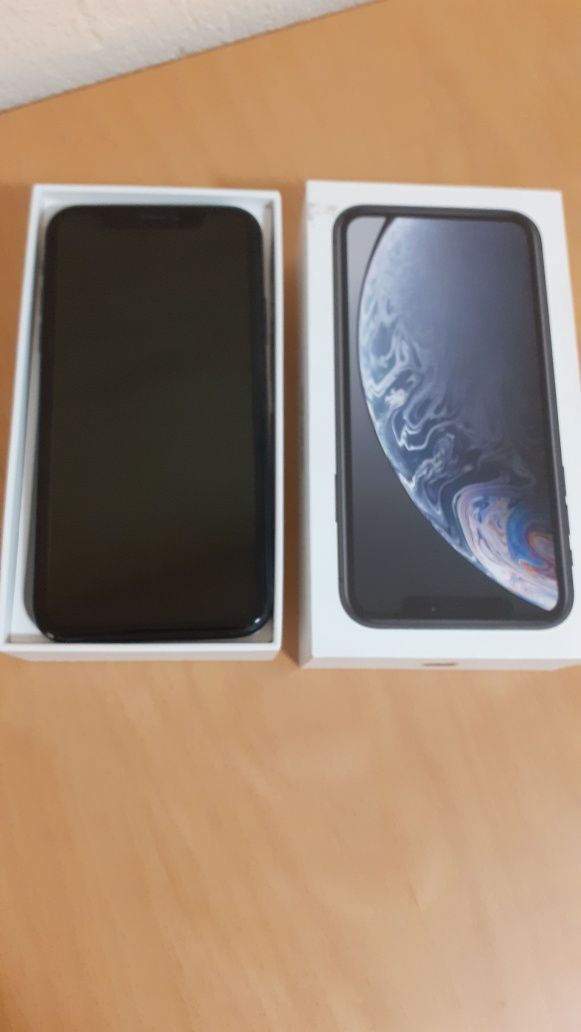 Iphone XR 450 Като нов с пилен комплект 91 батерия