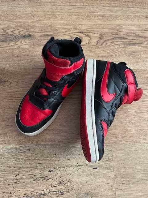 PANTOFI SPORT NIKE, NEGRU CU ROSU, pentru copiii, marimea 33