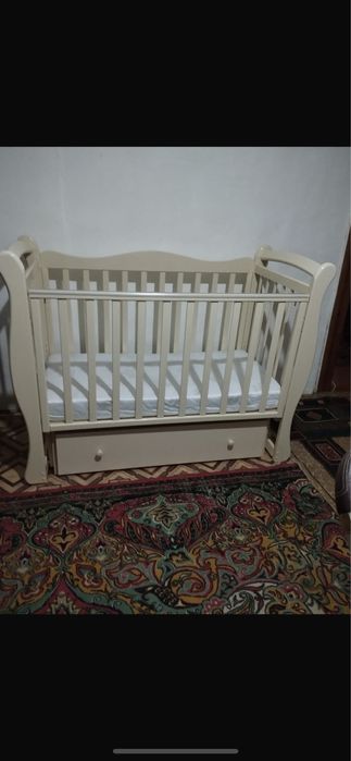 Детская кровать для малыша