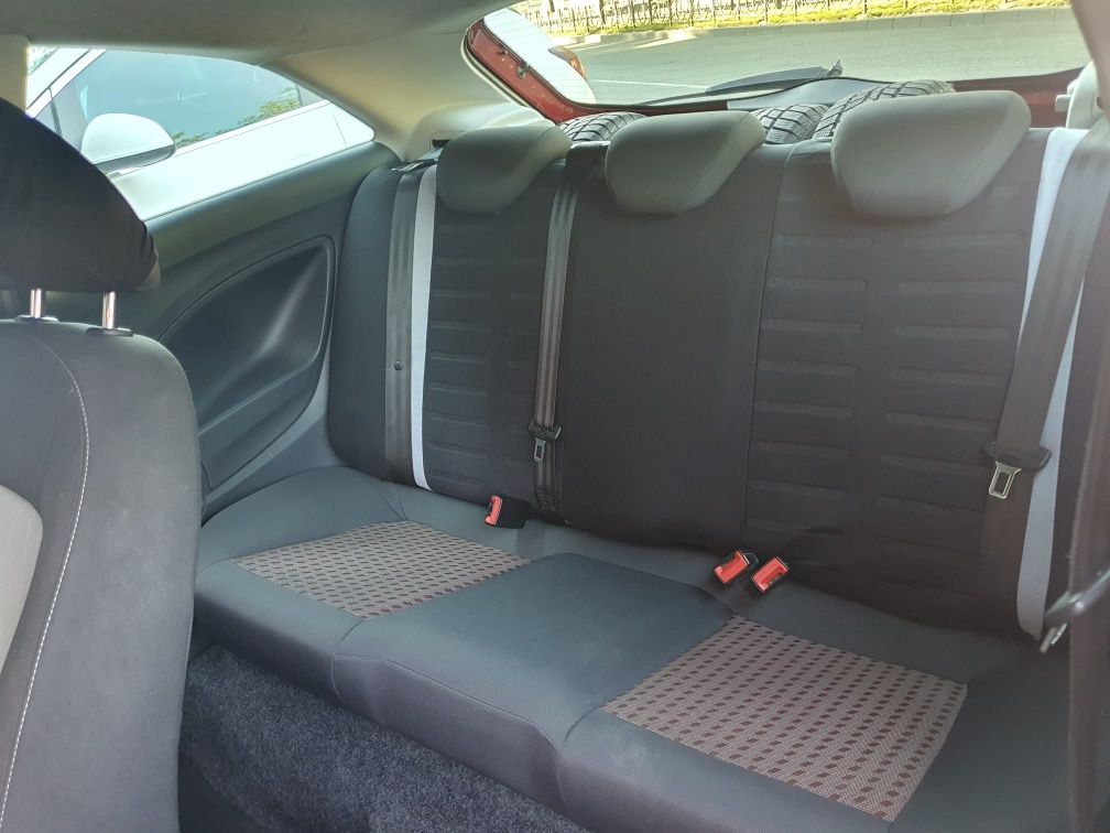 Seat Ibiza 1.2 Benzină / Senzori parcare / Navigație / Clima / Pilot a