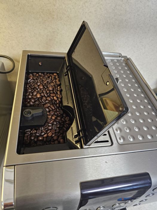 Кафе машина Делонги