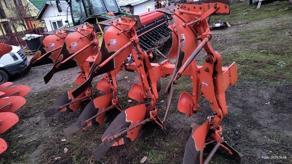 Plug Kuhn master 102 cu 4 brazde 3+1