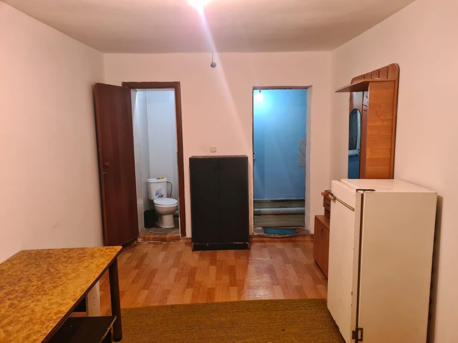 Сдам благоустроенную комнату.