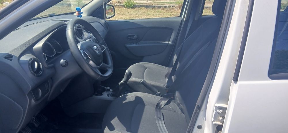 Logan an 2017 benzina 999