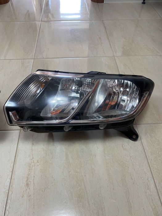 Faruri Dacia Logan 2 originale 2016