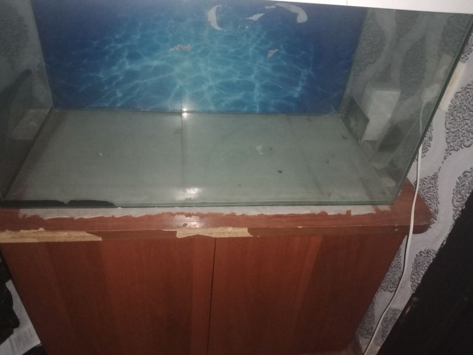 Продам аквариум 200 л.
