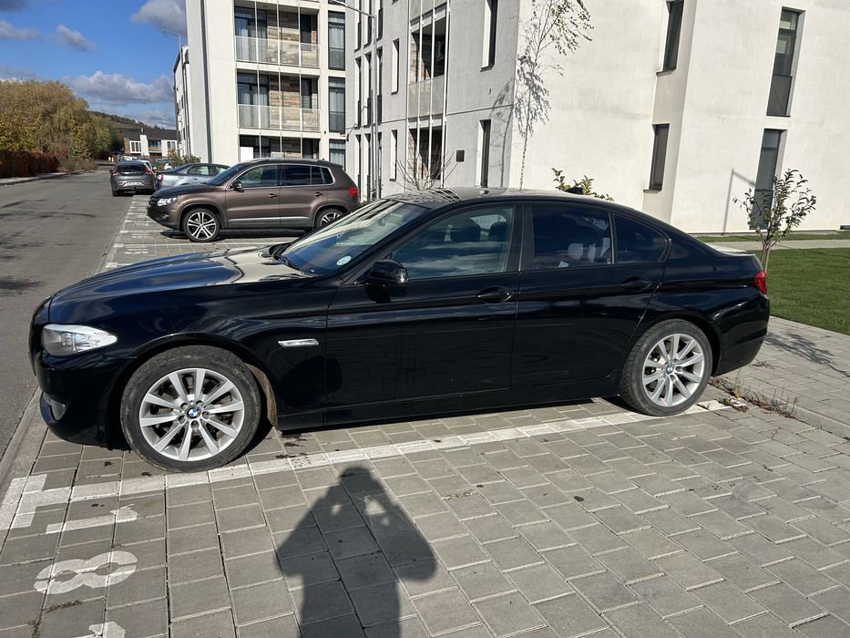 BMW Seria 5 Limuzina