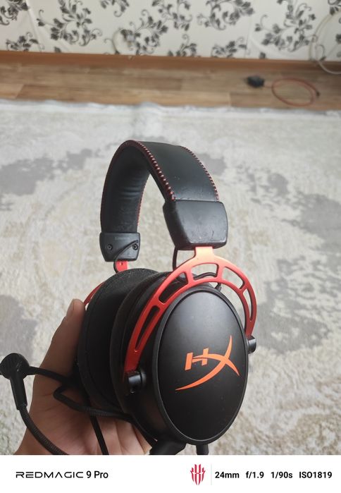 Продам наушники Hyper x cloud alpha