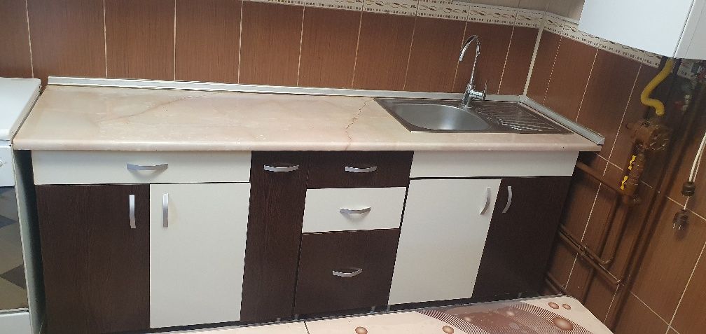 Mobila bucătărie