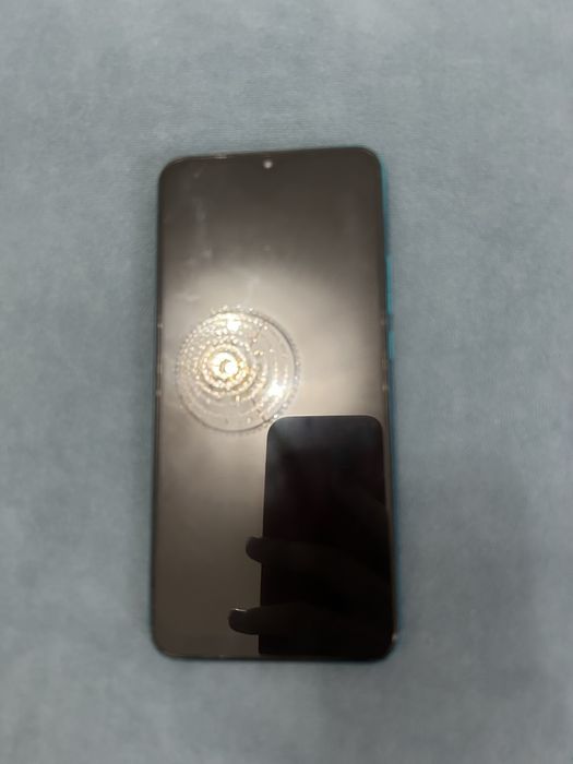 Продам телефон редми