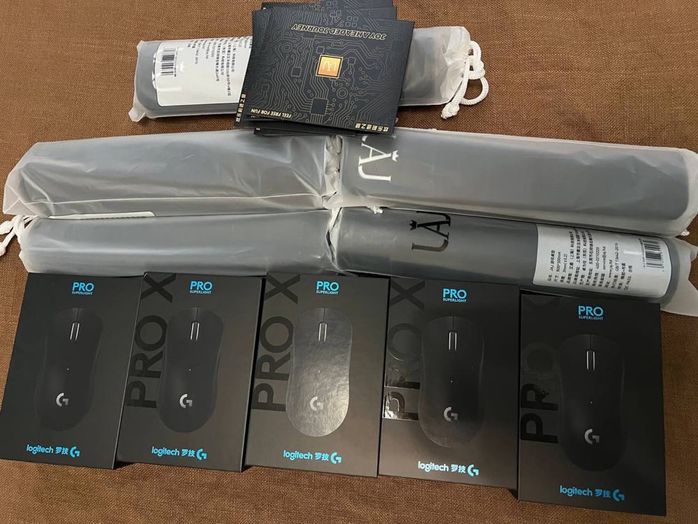 Logtech G Pro X Superlight + подарок