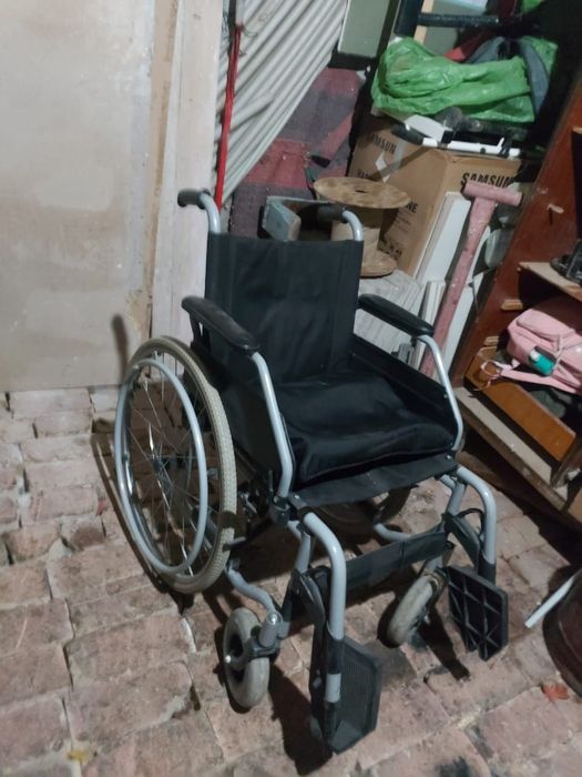Инвалидной коляска