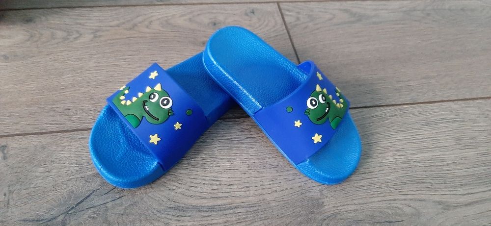 Papuci baietel marimea 24