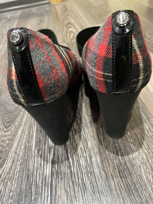Дамски токове ANNE KLEIN SPORT