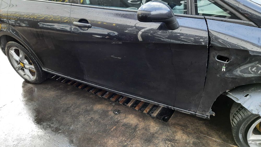 dezmembrez seat leon 1P cod motor BMM/usa fata leon 1p/haion leon 1p/