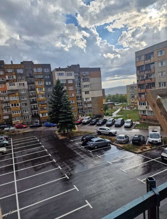 Двустаен апартамент в Радомир