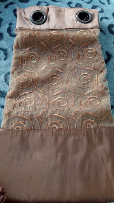 Draperii sau perdele