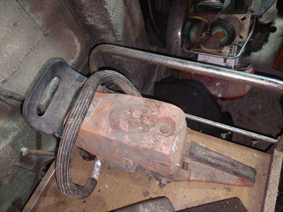 4 резачки за дърва – 2 Partner + 2 китайски – за части