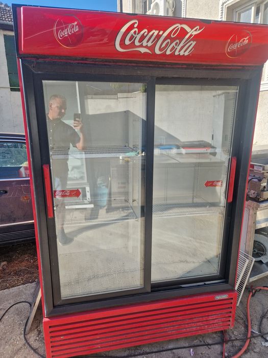 Vitrina rece si calda expunere, vitrina cu banc