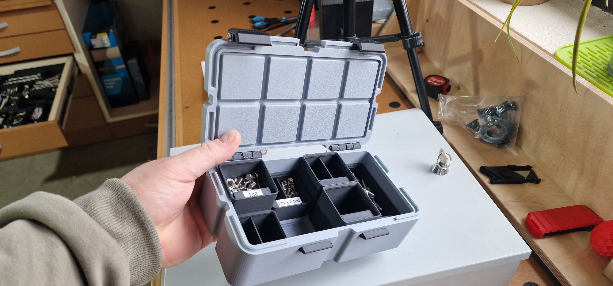 Cutii GRIDFINITY si cutiute organizare sertare si truse Bosch Festool