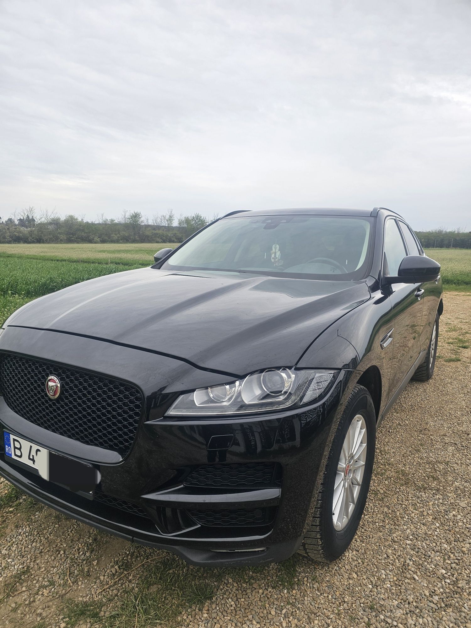 Proprietar vând suv jaguar FPace
