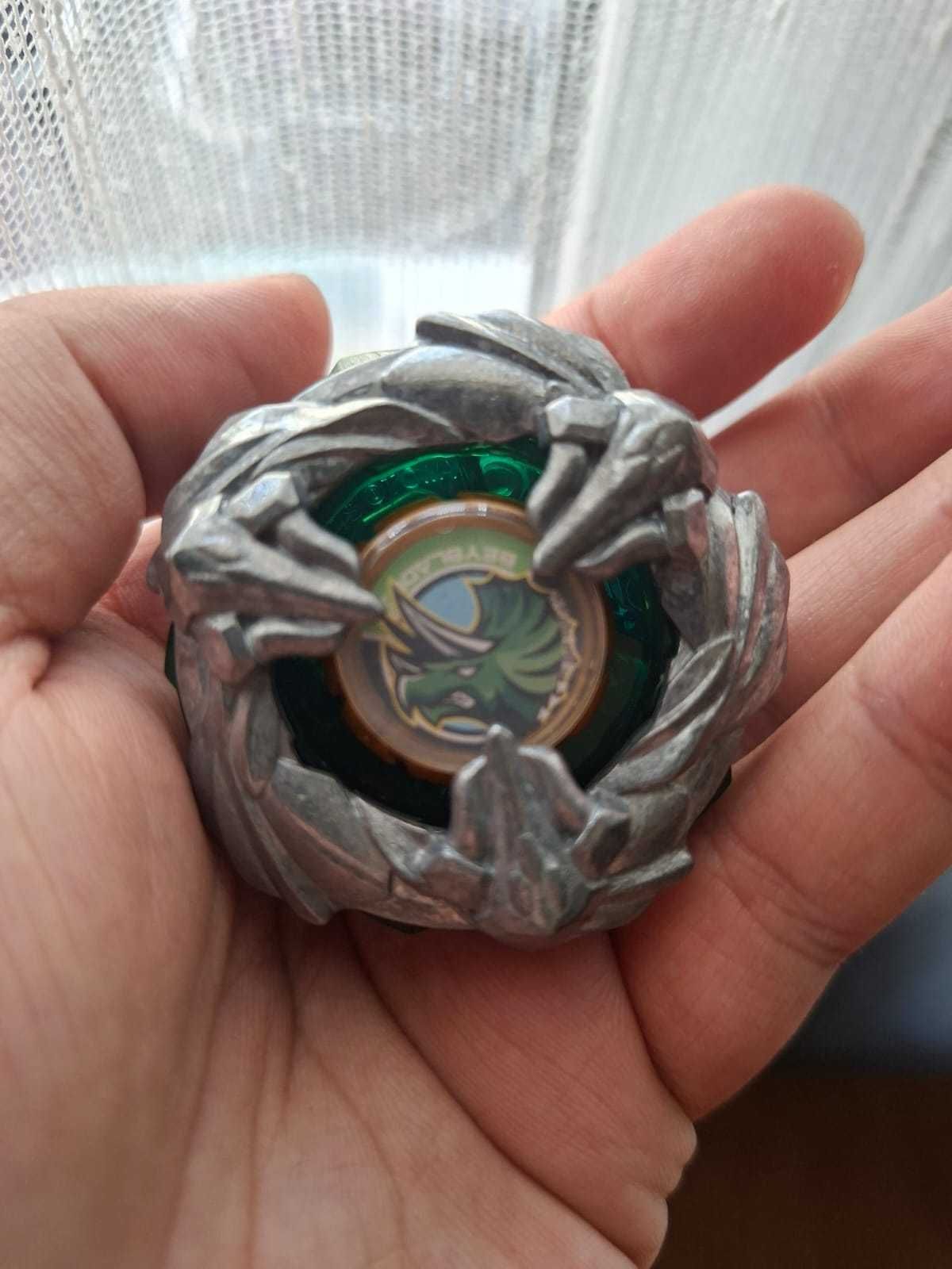 Beyblade X - BX44 TriceraPress M-85BS