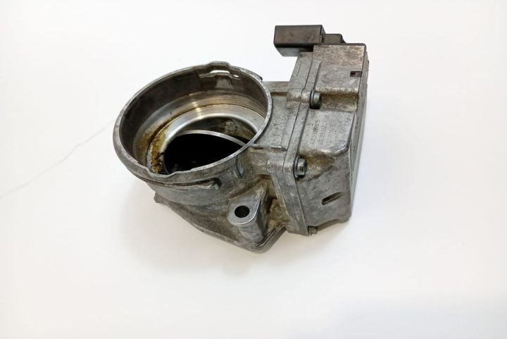 Clapeta  acceleratie  03G128063C Audi A6 4F/C6 seria