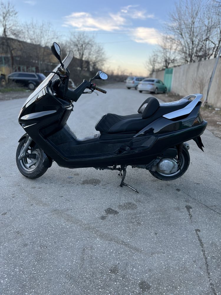 Yamaha Majesty 250