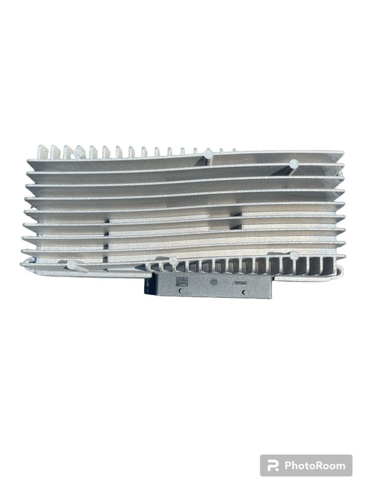 Amplificator audio Audi A5 8T 2009 8R0 035 223F