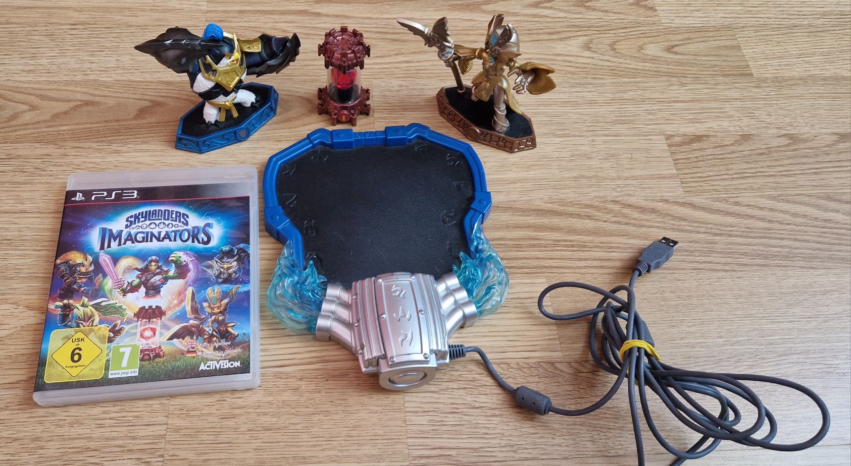 Skylanders  ps3/ps4+ portal +figurine