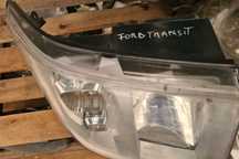 Far dreapta Ford Transit 3  [din Facelift] seria Chassis double cab 4-usi 2.2L TDCi MT (140 hp)