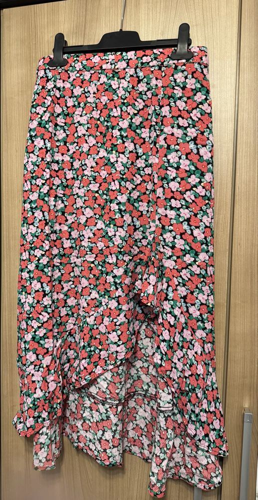 Fusta model floral