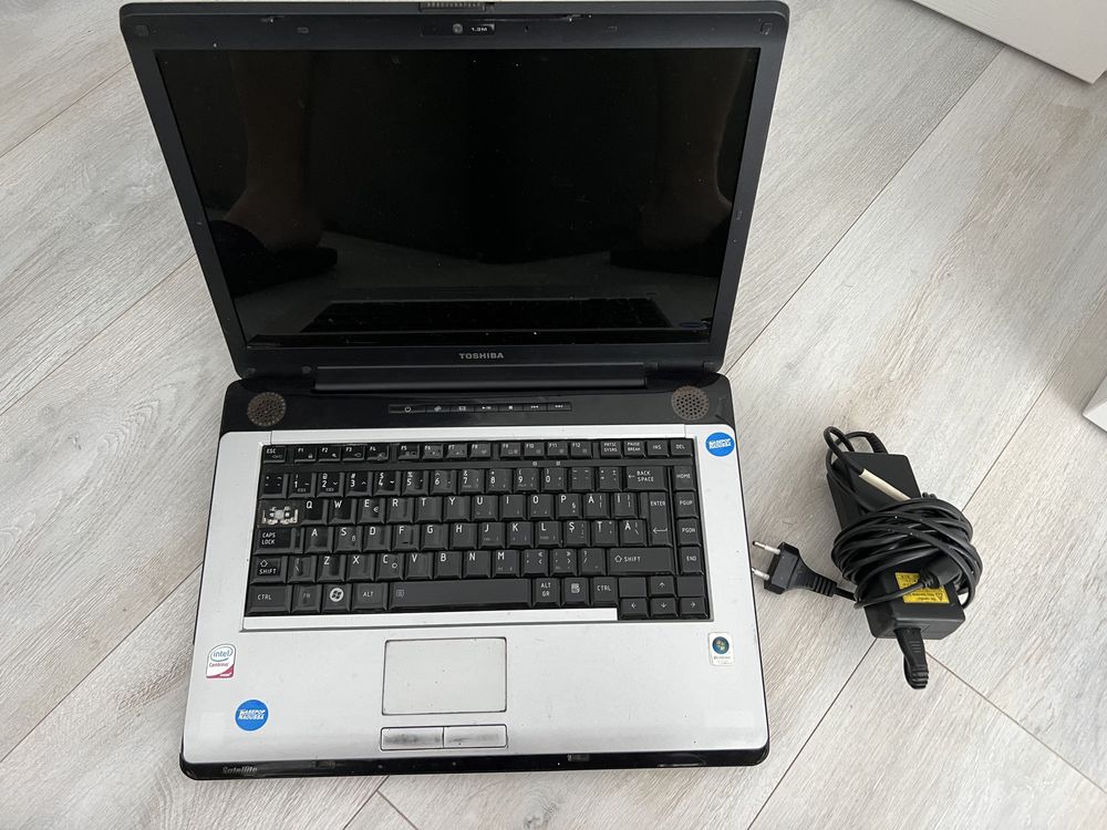 Laptop Toshiba a205