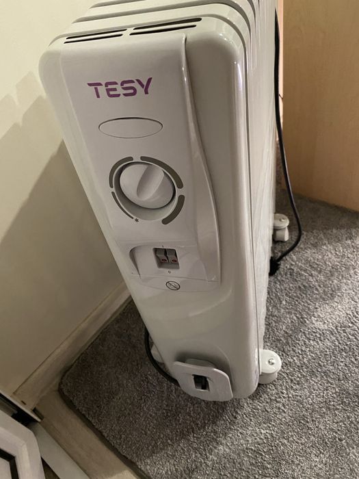 Маслен радиатор TESY CC 2510 E05 R, 2500 W, 10 Ребрa